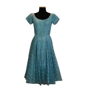 Vintage 1950s classic lace dress fit and flare blue prom size small